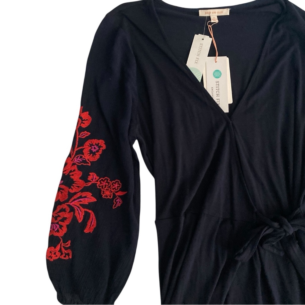 Skies Are Blue Sylvie Floral Embroidered Faux Wrap Knit Dress Womens Size S - Picture 3 of 11